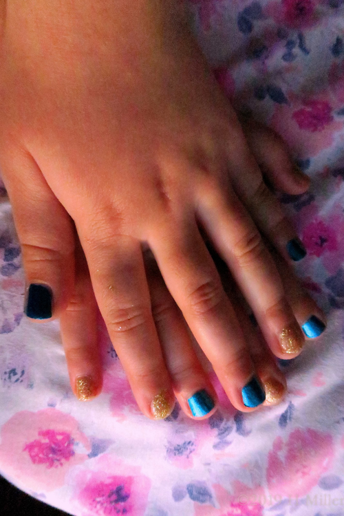 Gorgeous! Deep Turquoise And Lovely Golden Manciure For Girls! Gorgeous! Deep Turquoise And Lovely Golden Manciure For Girls!