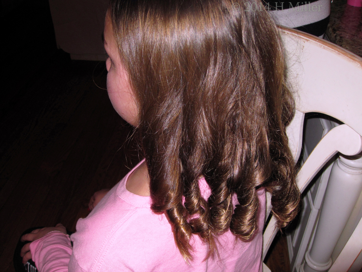 Cool Curls Done At Mara's Spa Birthday Party! 