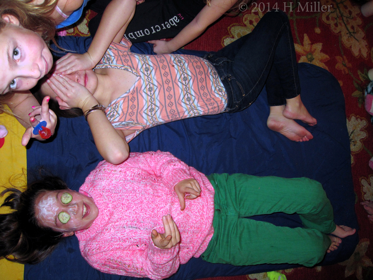 Spa Facial With Mara's Friends Spa Facial With Mara's Friends