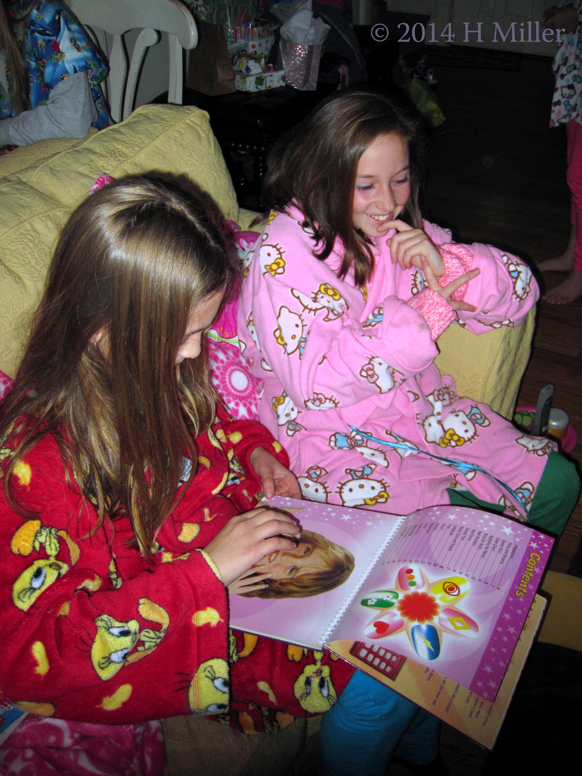 Perusing The Nail Art Book Perusing The Nail Art Book
