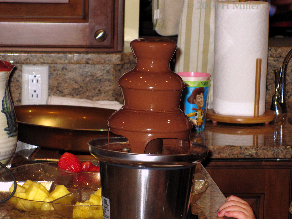 Nothing's Cooler Than A Sheeting Chocolate Fountain!! 