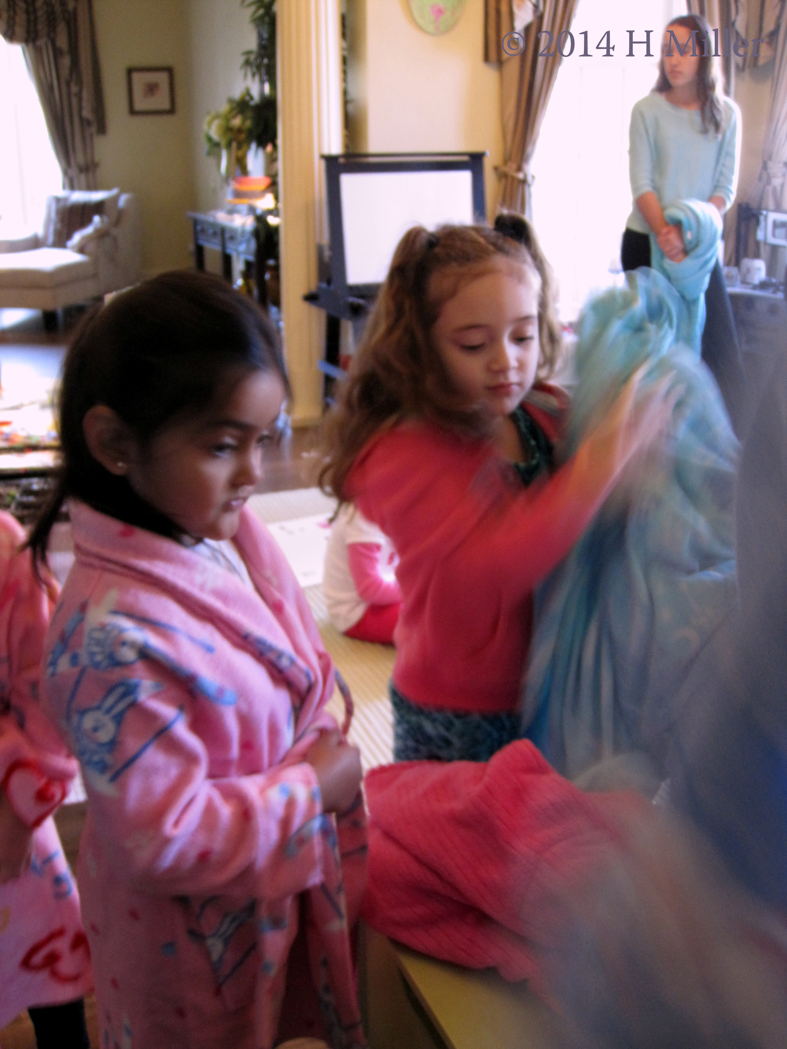 Finding A Robe Style That They Like Best! Finding A Robe Style That They Like Best!