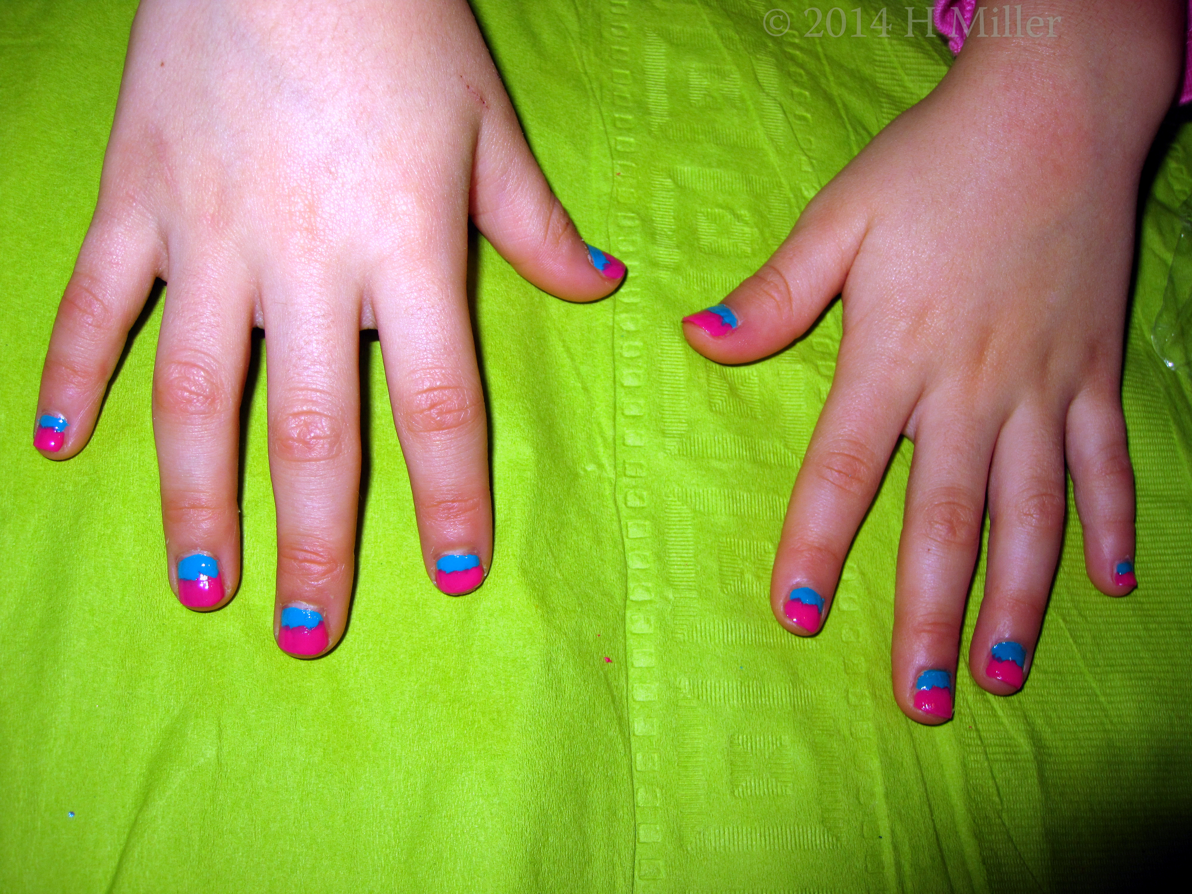 Sky Blue And Hot Pink Horizontal Split With Purple Interline! Unique Style! Sky Blue And Hot Pink Horizontal Split With Purple Interline! Unique Style!