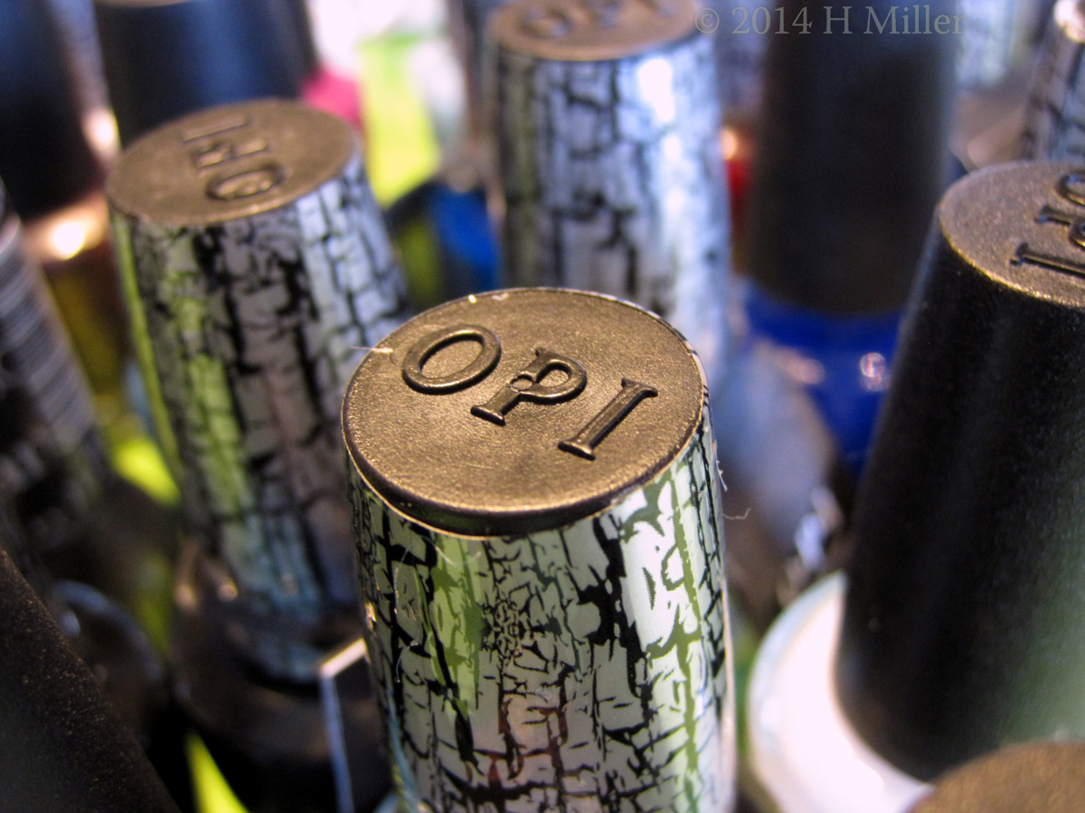OPI Shatter Nail Polish Bottle Tops Close Up