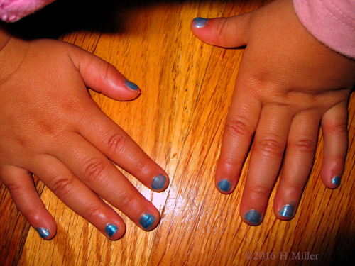 Blue Mini Manicure