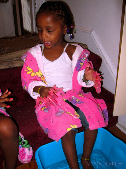 Pedicures After Mini Manis Pedicures After Mini Manis