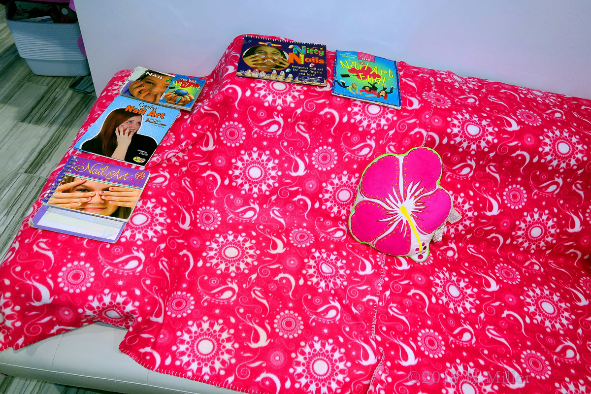 Bright Pink And White Spa Throw With Nail Art Design Magazines 