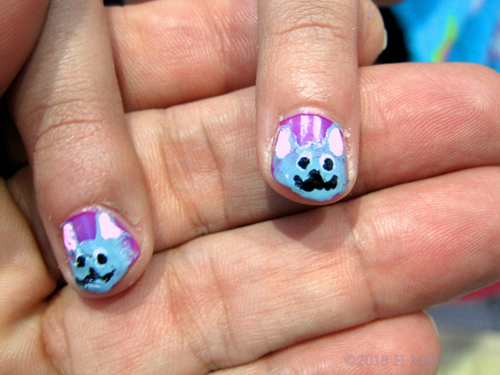 Fun Nail Art Designs Of Kitty Cats!