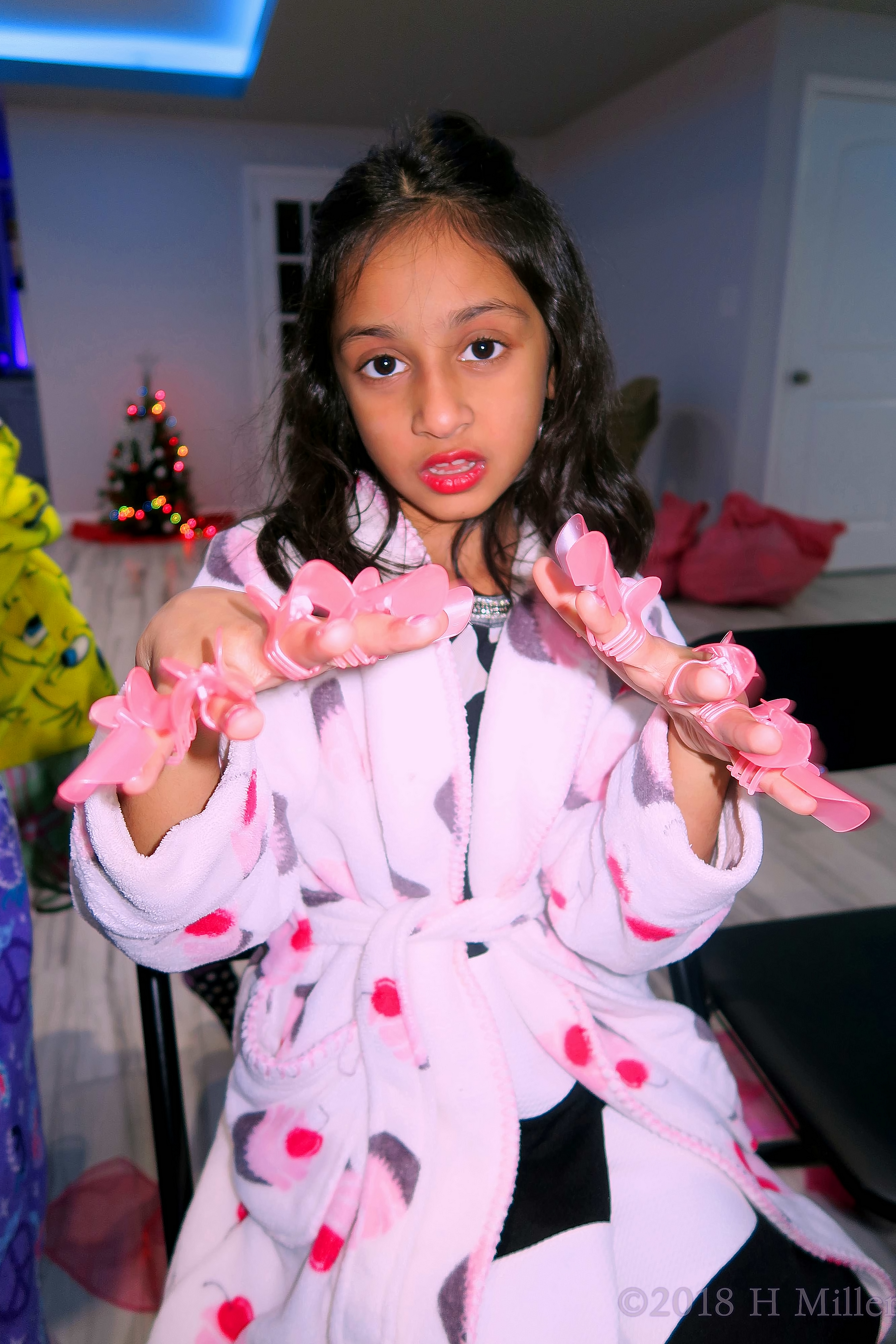 Letting Her Kids Manicure Air Out....... Don't Smudge Them Now! Letting Her Kids Manicure Air Out....... Don't Smudge Them Now!