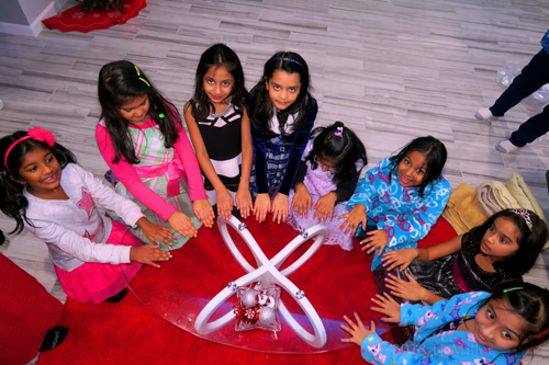 Fun Spa Party Kids Manicures! Fun Spa Party Kids Manicures!