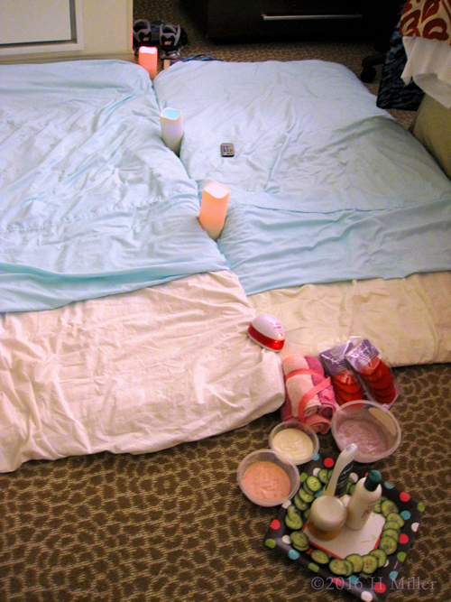 Facials For Kids Supplies With Colored Candles And Face Masque Ingredients! Facials For Kids Supplies With Colored Candles And Face Masque Ingredients!