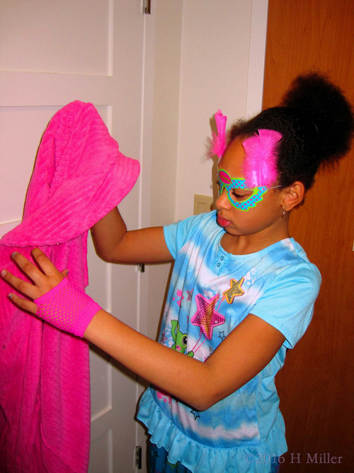 Looking At The Pink Spa Robe Looking At The Pink Spa Robe