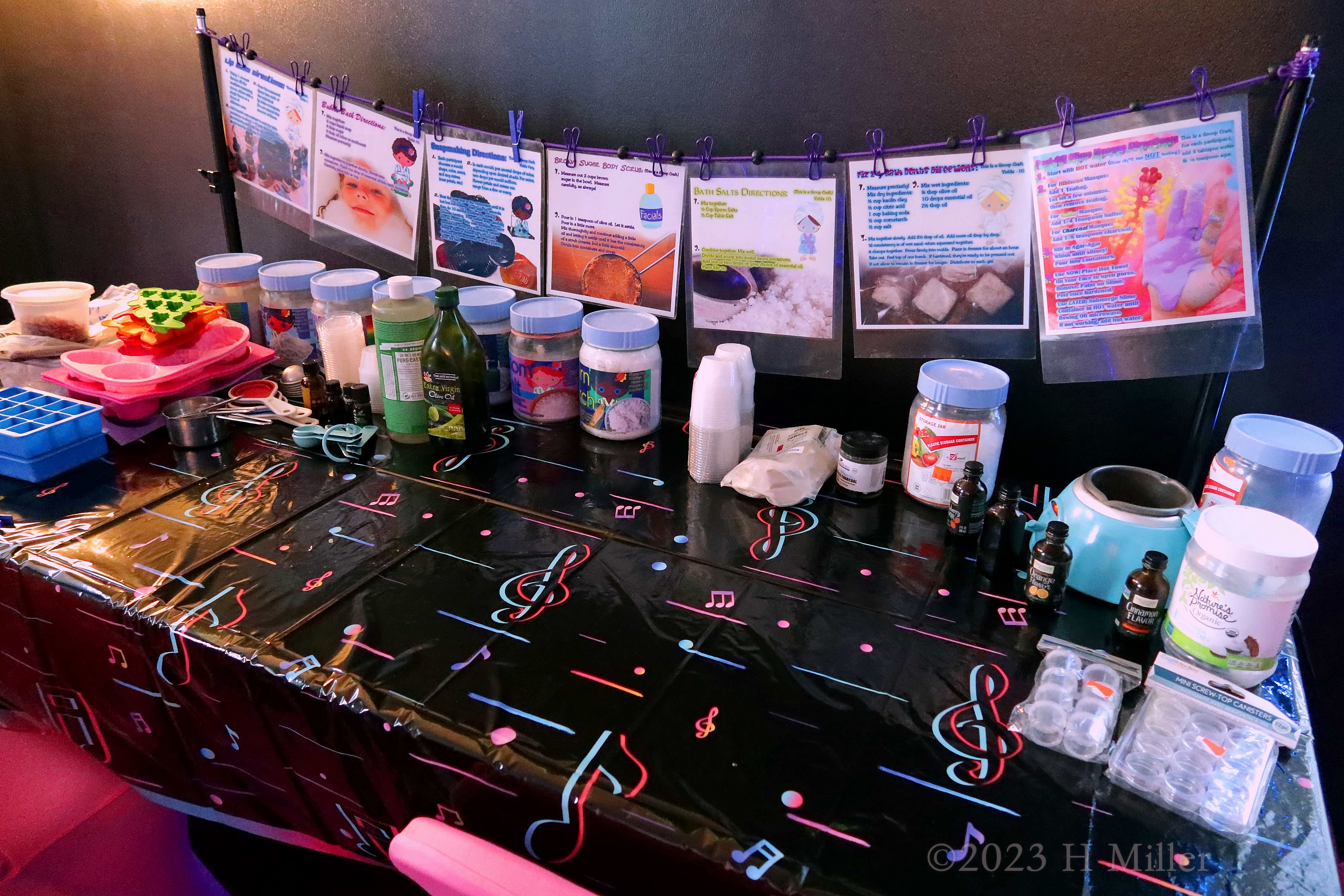 Milania's 11th Kids Spa Birthday Party Milania's 11th Kids Spa Birthday Party