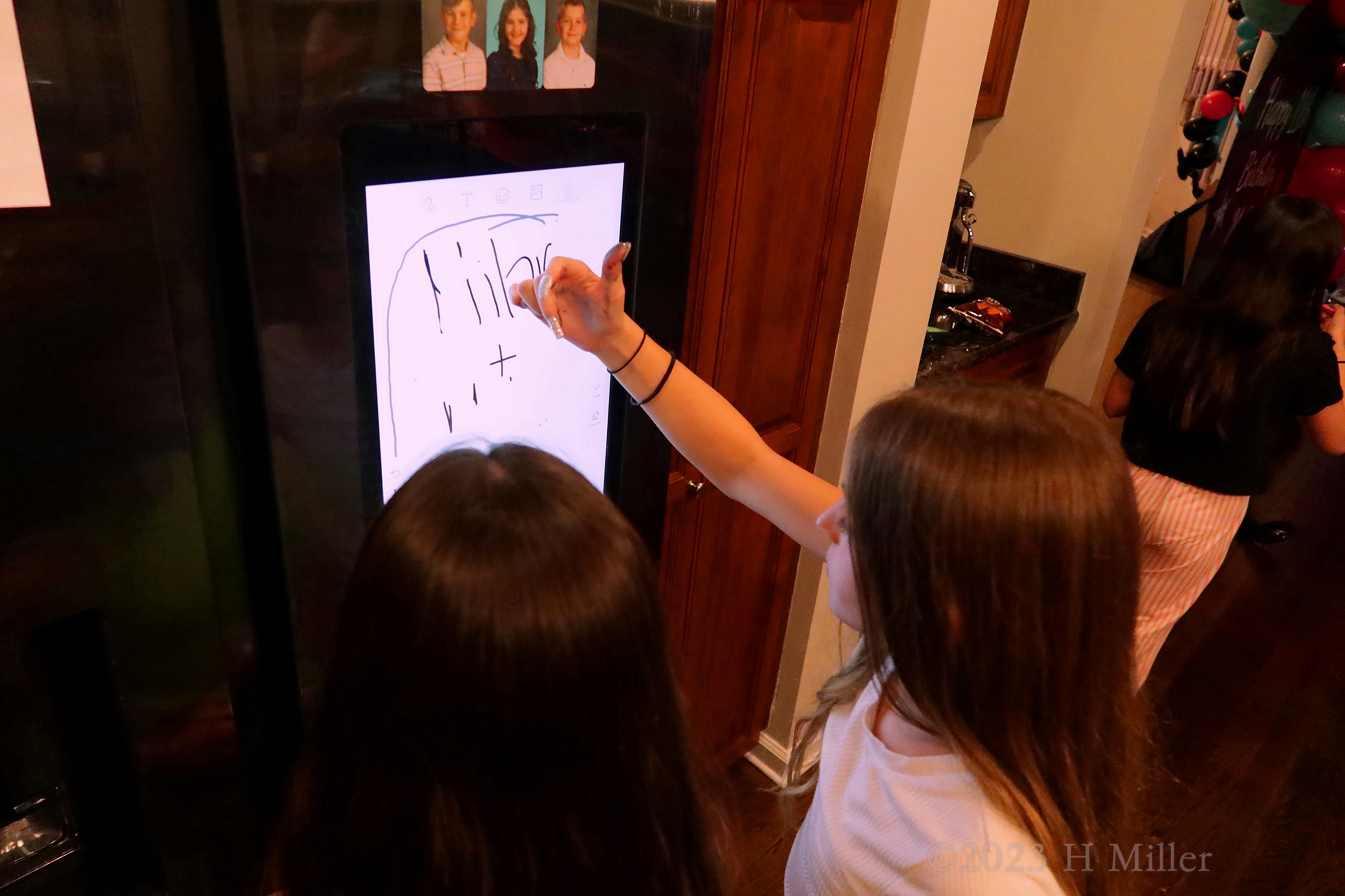 Milania's 11th Kids Spa Birthday Party Milania's 11th Kids Spa Birthday Party