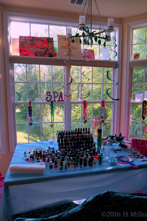 Fun Spa Birthday Party Decorations Over The Manicure Tabl