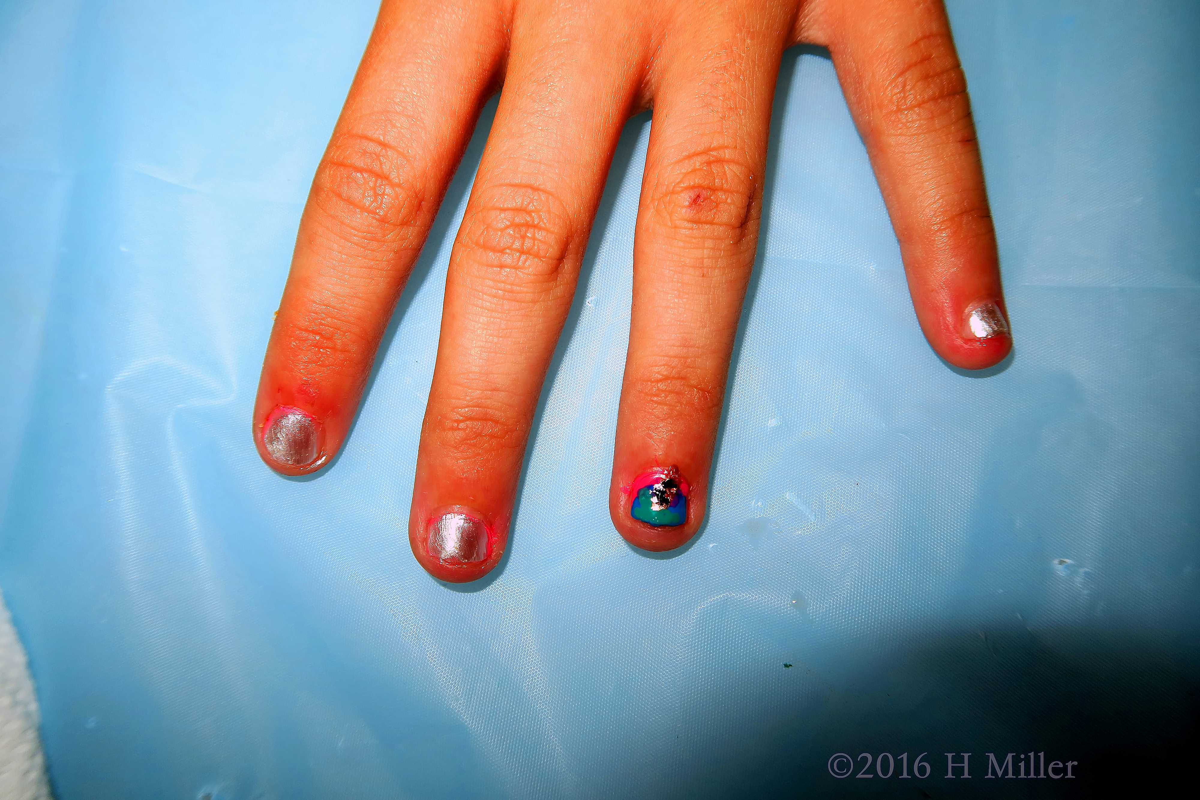 Cute Girls Spa Manicure Cute Girls Spa Manicure