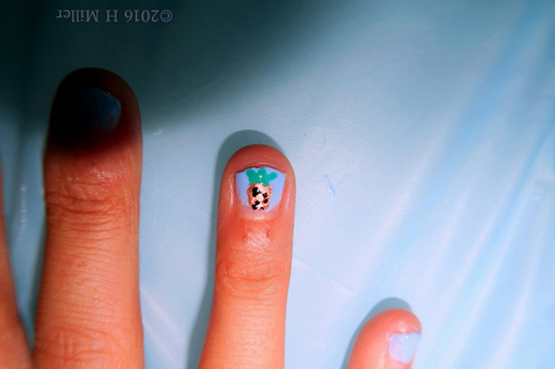 Adorable Pineapple Accent Nail Art! Adorable Pineapple Accent Nail Art!
