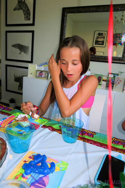 Cake Is The Best! Cake Is The Best!