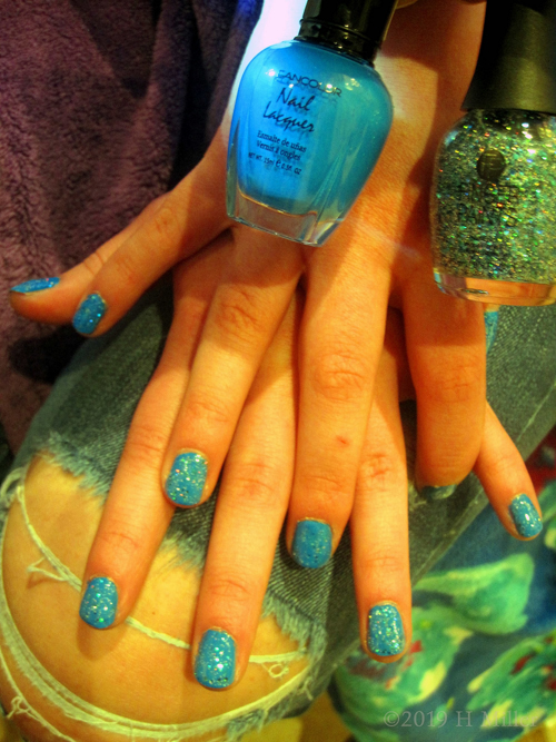 How This Beautiful Mini Mani Came To Be! Bright Blue Polish WIth Light Green Glitter