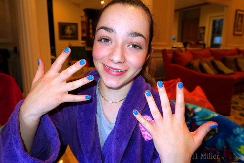 She Loves It! Her Pretty Kids Manicure Is Just What She Wanted