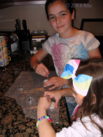 Mixing The Home Made Lip Balm