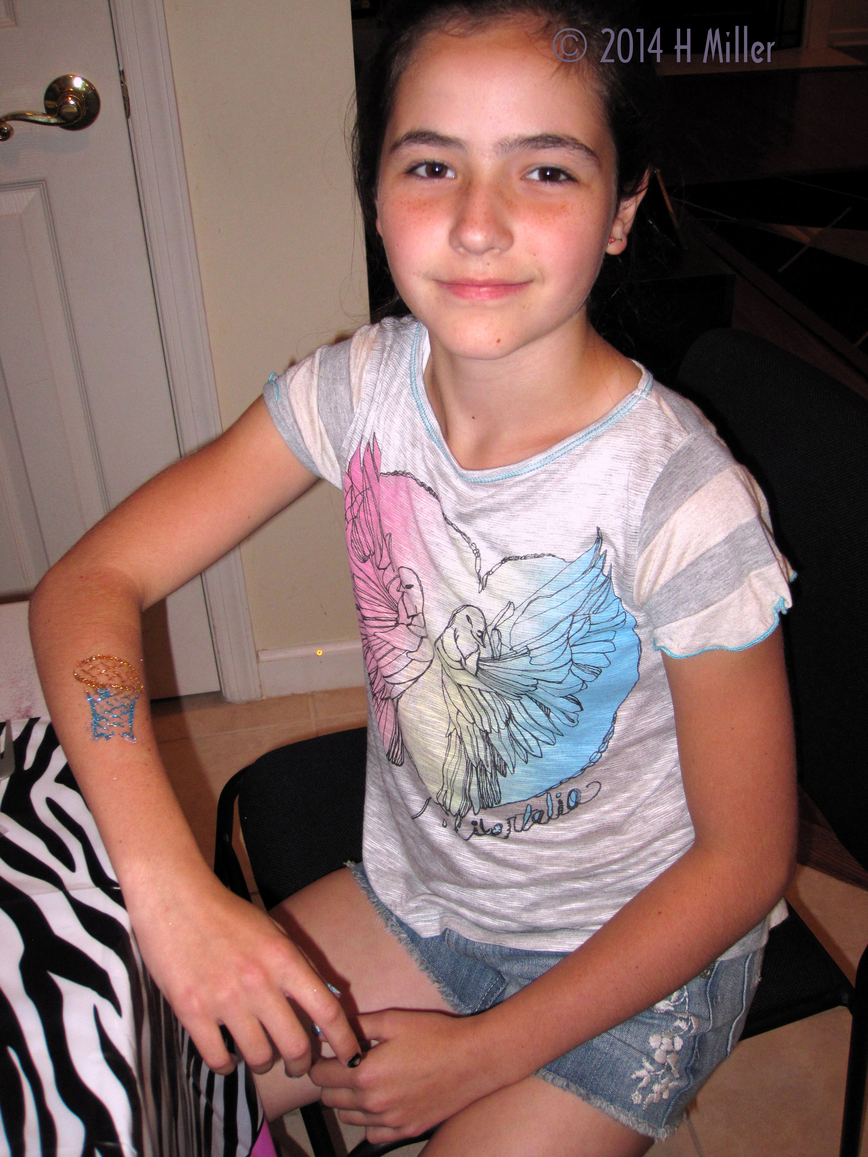 Basketball Themed Glitter Body Art Tattoo Basketball Themed Glitter Body Art Tattoo