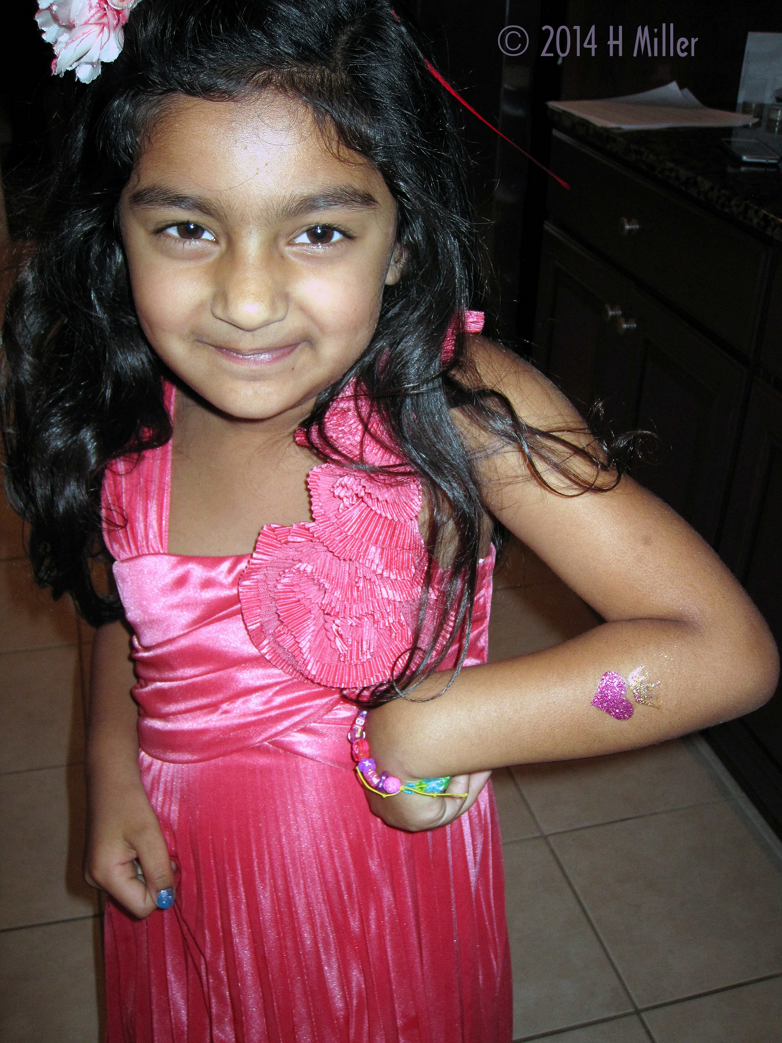 Heart And Crown Kids Body Glitter Art Heart And Crown Kids Body Glitter Art