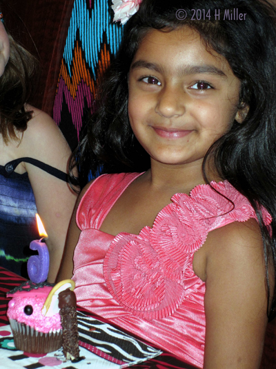 Navya's 6th Birthday Cupcake Candle Lit! Navya's 6th Birthday Cupcake Candle Lit!