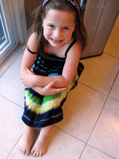 Showing Us Her Hair And American Flag Pedi nail Art Showing Us Her Hair And American Flag Pedi nail Art