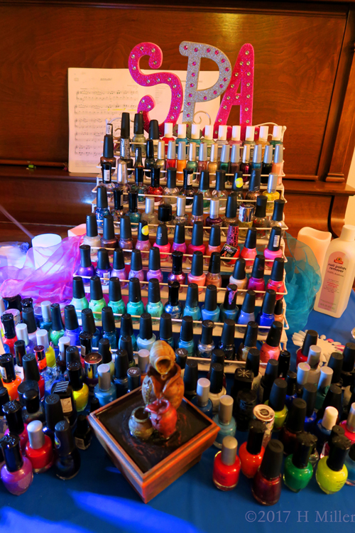 The Awesome Display Of Nail Polish For The Kids Nail Spa! The Awesome Display Of Nail Polish For The Kids Nail Spa!