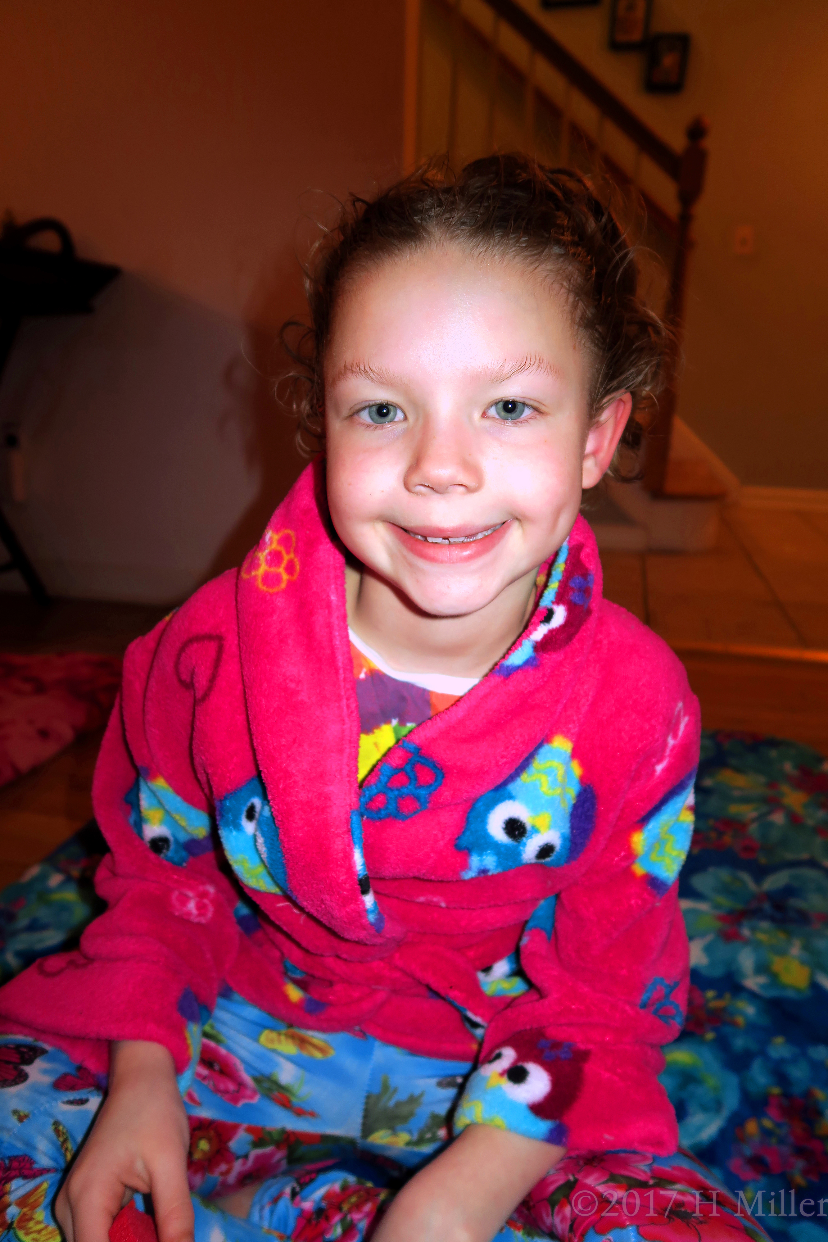 Another Smile After Her Kids Facial Is Finished! Another Smile After Her Kids Facial Is Finished!