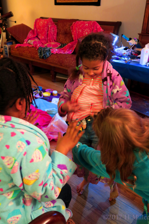 Hiding Her Stuffed Animal Friend Under Her Shirt At The Spa For Kids! Hiding Her Stuffed Animal Friend Under Her Shirt At The Spa For Kids!