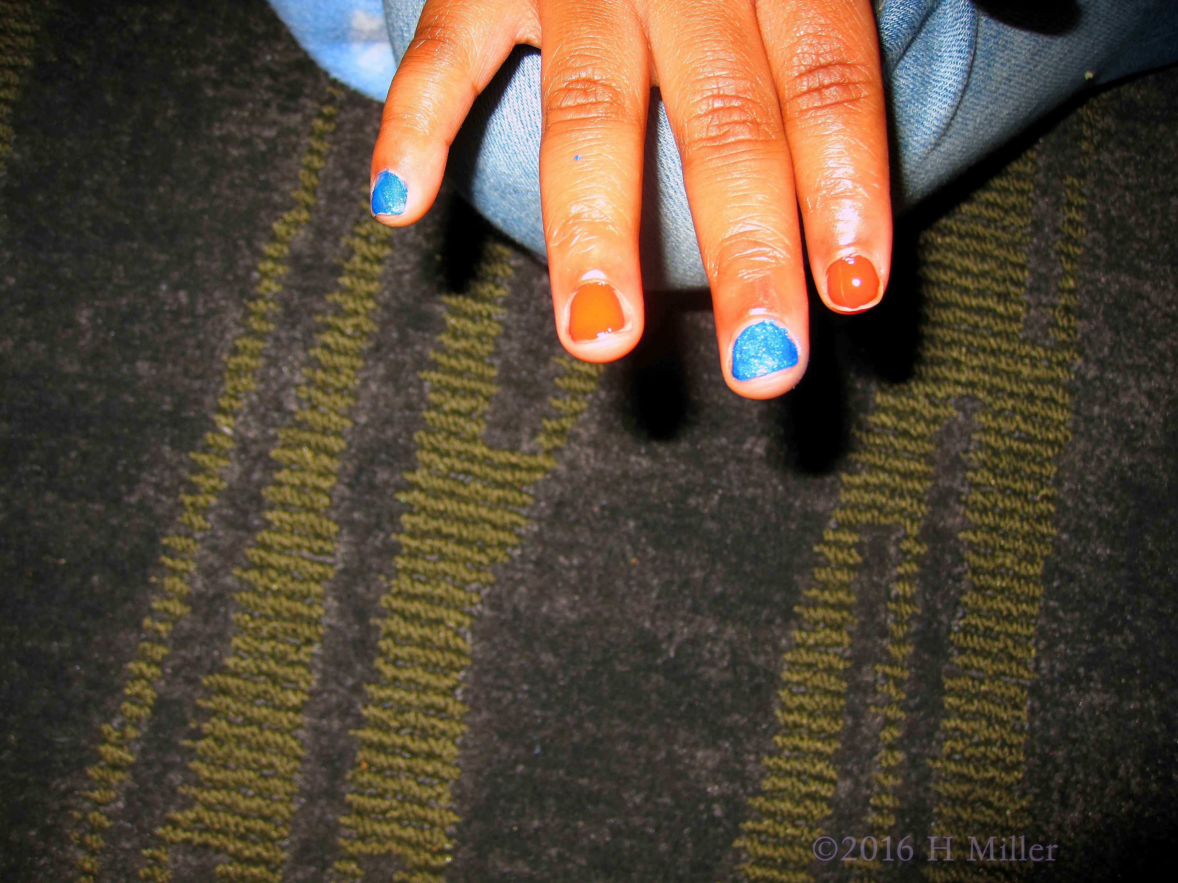 Cute Colorful Mini Mani At The Nail Spa! Cute Colorful Mini Mani At The Nail Spa!