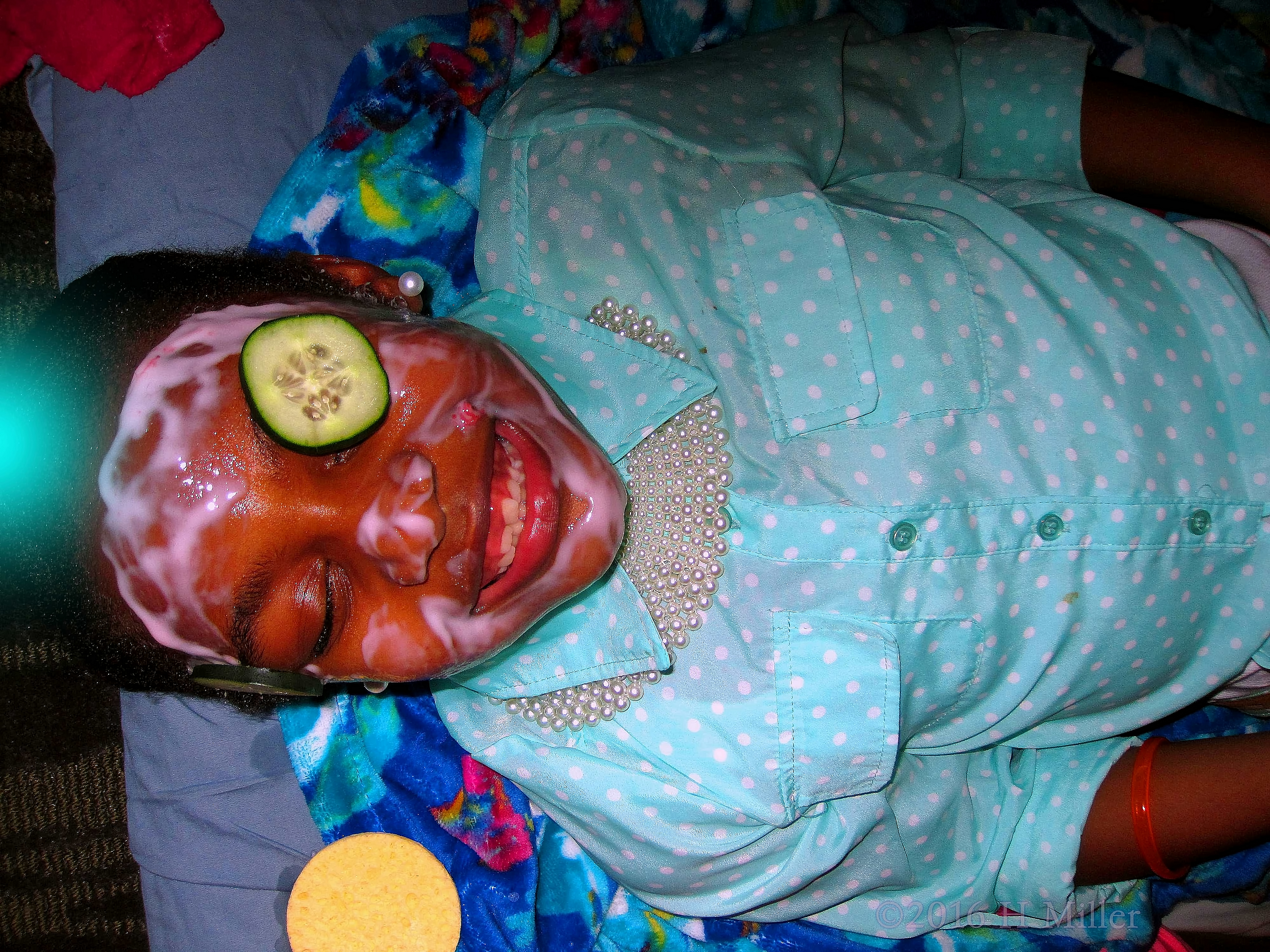 Her Cuke Keeps Slipping Off Making Her Laugh During Her Kids Facial. 