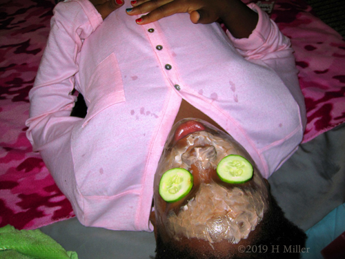 Spa Birthday Party For Girls For Nicole And Michelle At Home In New Jersey Gallery 2 Spa Birthday Party For Girls For Nicole And Michelle At Home In New Jersey Gallery 2