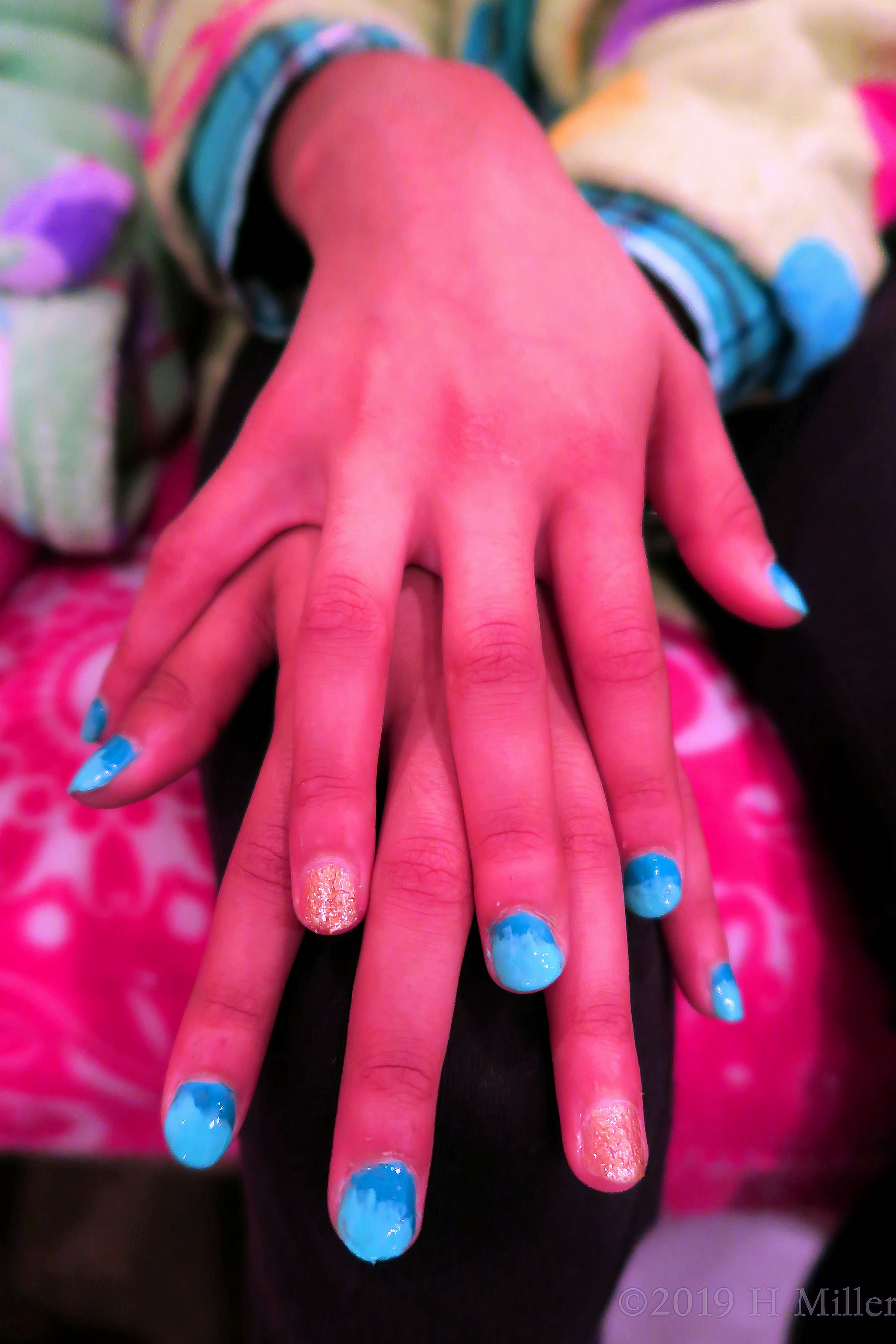 Perfect Ombre Nail Design With Two Shades Of Blue, And A Shimmery Gold Accent Nail On This Kids Manicure! Perfect Ombre Nail Design With Two Shades Of Blue, And A Shimmery Gold Accent Nail On This Kids Manicure!