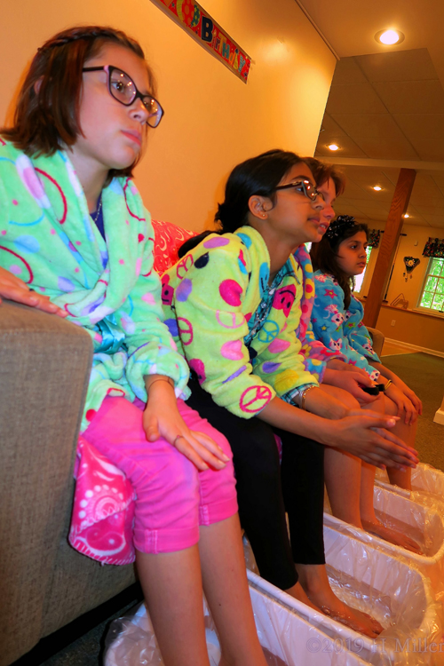 Let's Get Pampered With Pedicures For Girls! Let's Get Pampered With Pedicures For Girls!