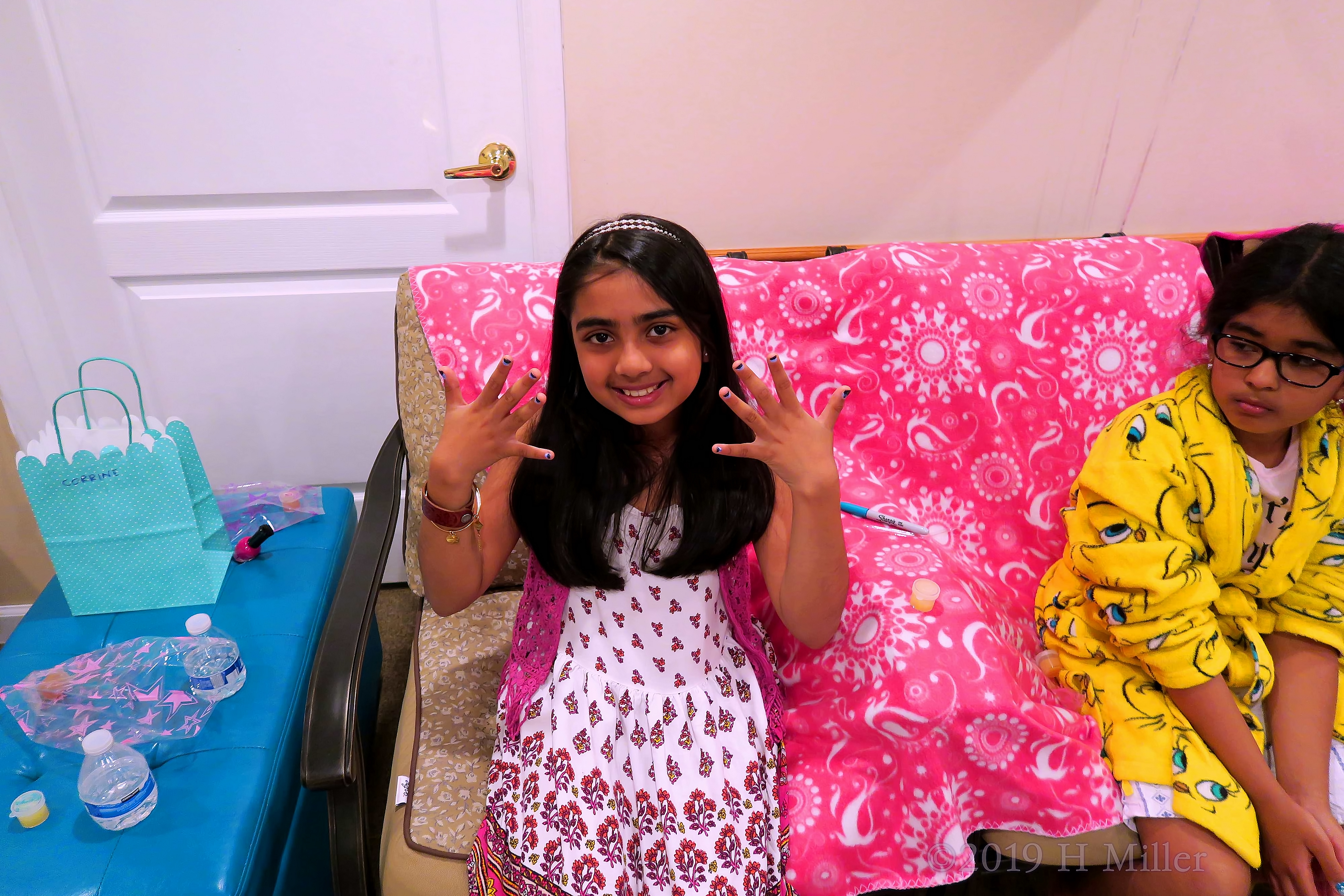 Excited Party Guest Shows Off Her Lovely Kids Mani Excited Party Guest Shows Off Her Lovely Kids Mani