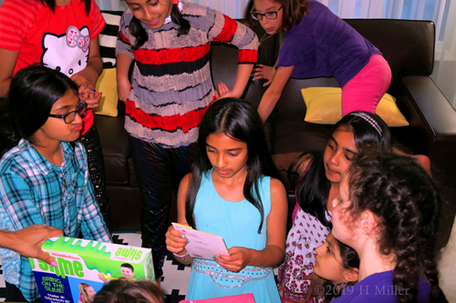 Nidhi Is Especially Moved By This Heartfelt Birthday Card Nidhi Is Especially Moved By This Heartfelt Birthday Card