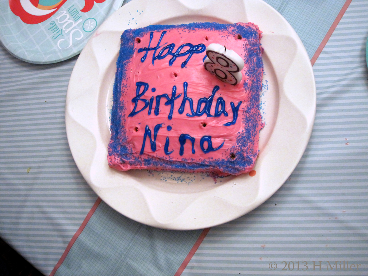 Nina's 8th Birthday Cake Frosting Looks Scrumptious! 