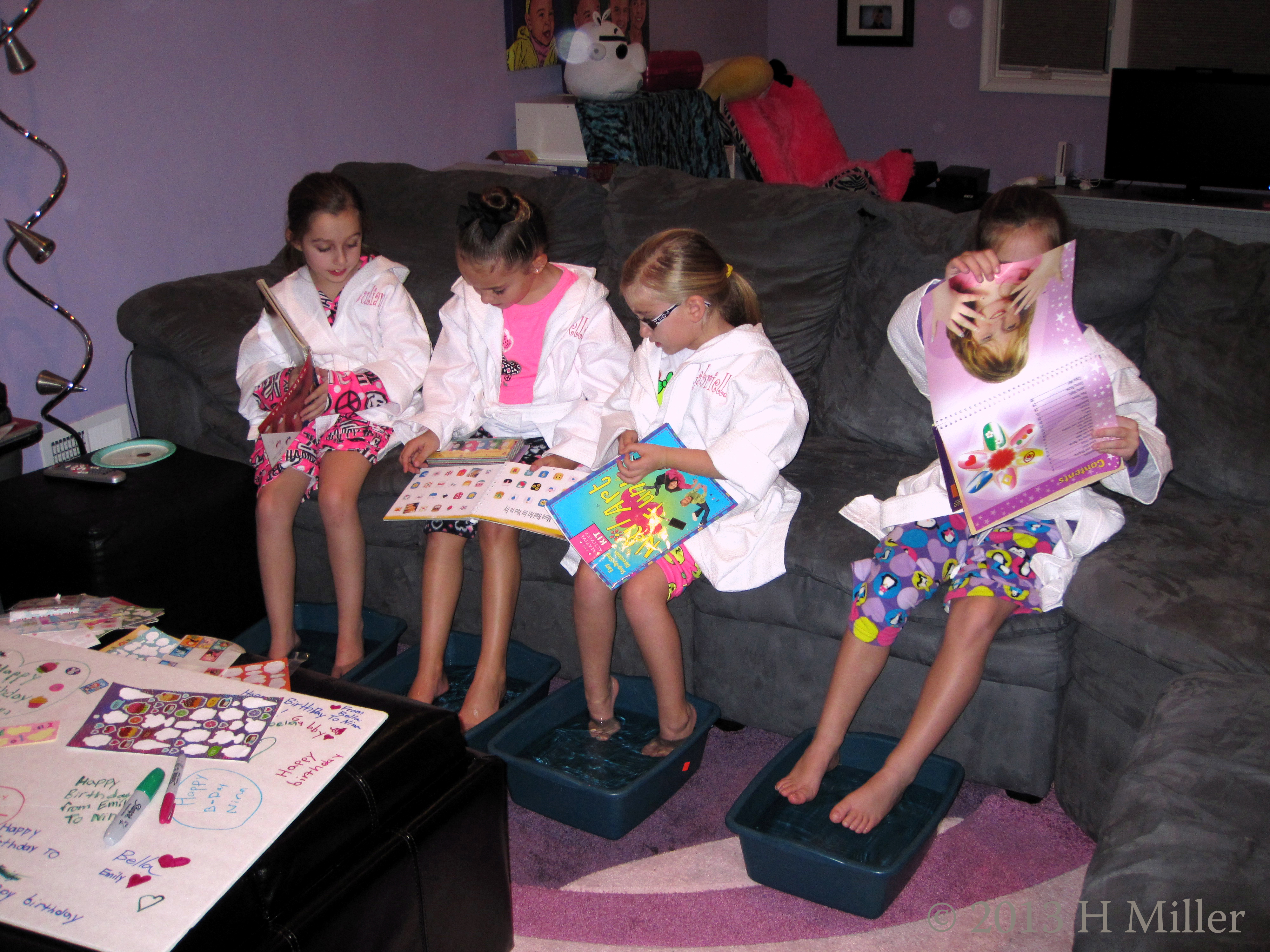 Spa Party For Girls Essential Oil Warm Water Foot Soak Spa Party For Girls Essential Oil Warm Water Foot Soak