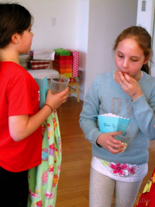 Snacking And Enjoying The Spa Birthday Party. Snacking And Enjoying The Spa Birthday Party.