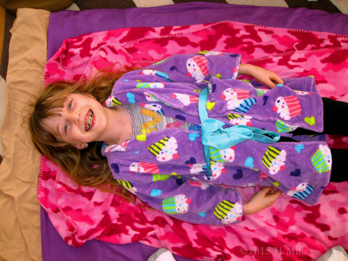 Spa Birthday Facial Activity. Spa Birthday Facial Activity.