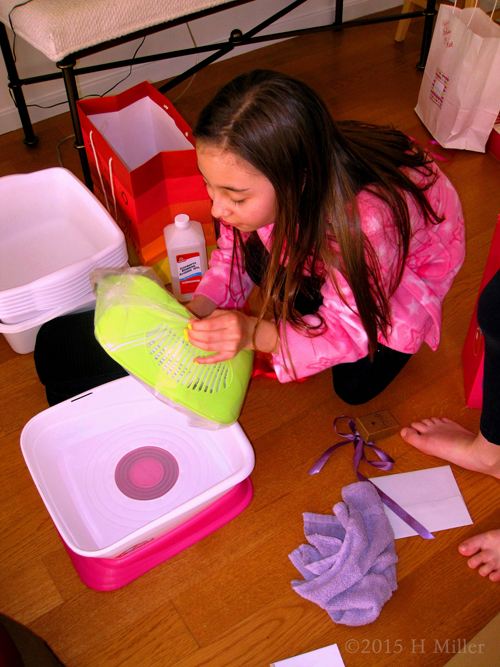 Cool! One Guest's Gift Is A Kids Spa Set! Cool! One Guest's Gift Is A Kids Spa Set!