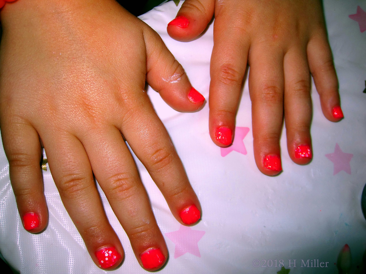 Bright Red Kid Friendly Nail Polish For Her Girls Mini Mani! 