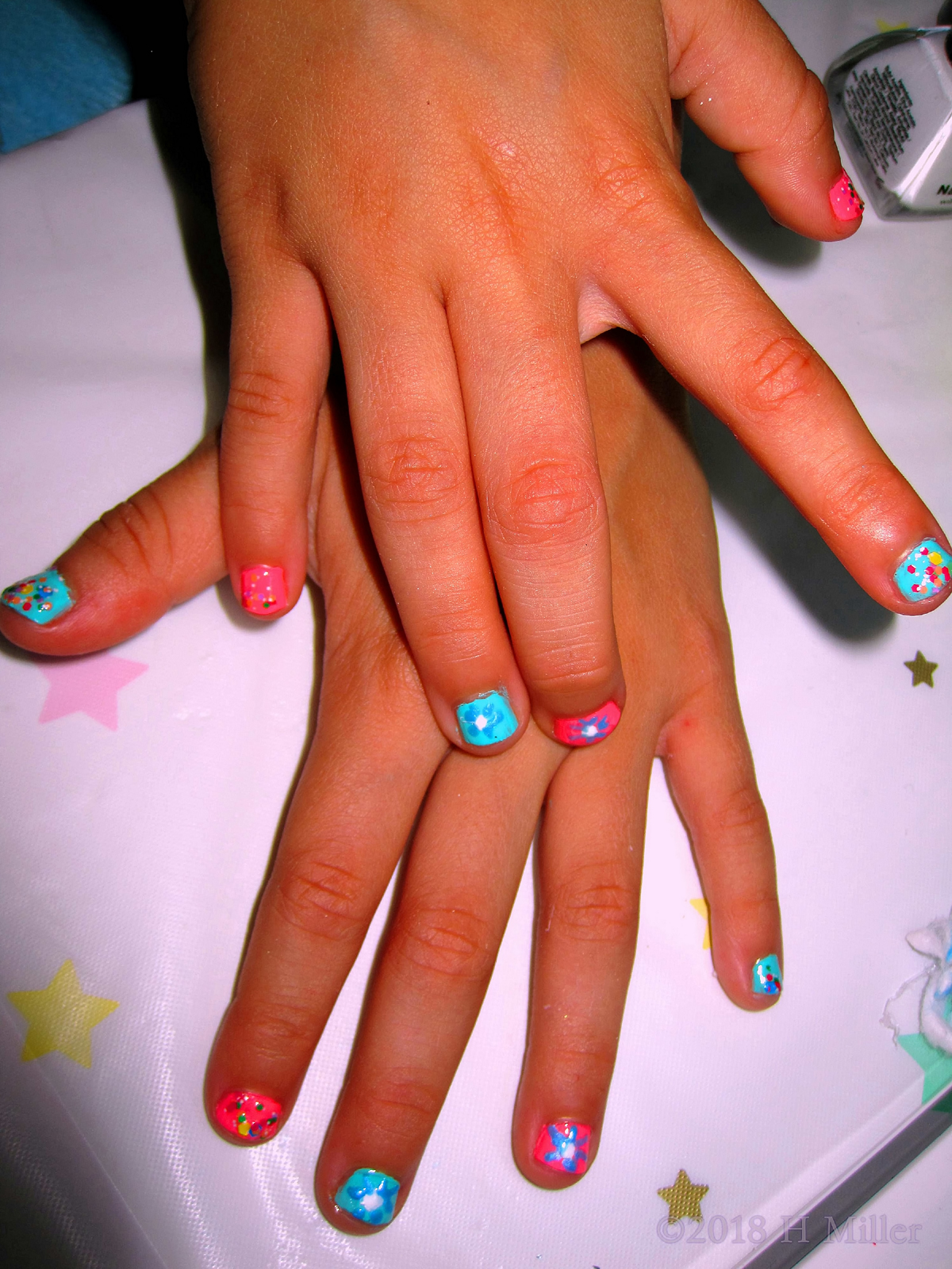 Colorful Cute Nail Art With Flower Design! 