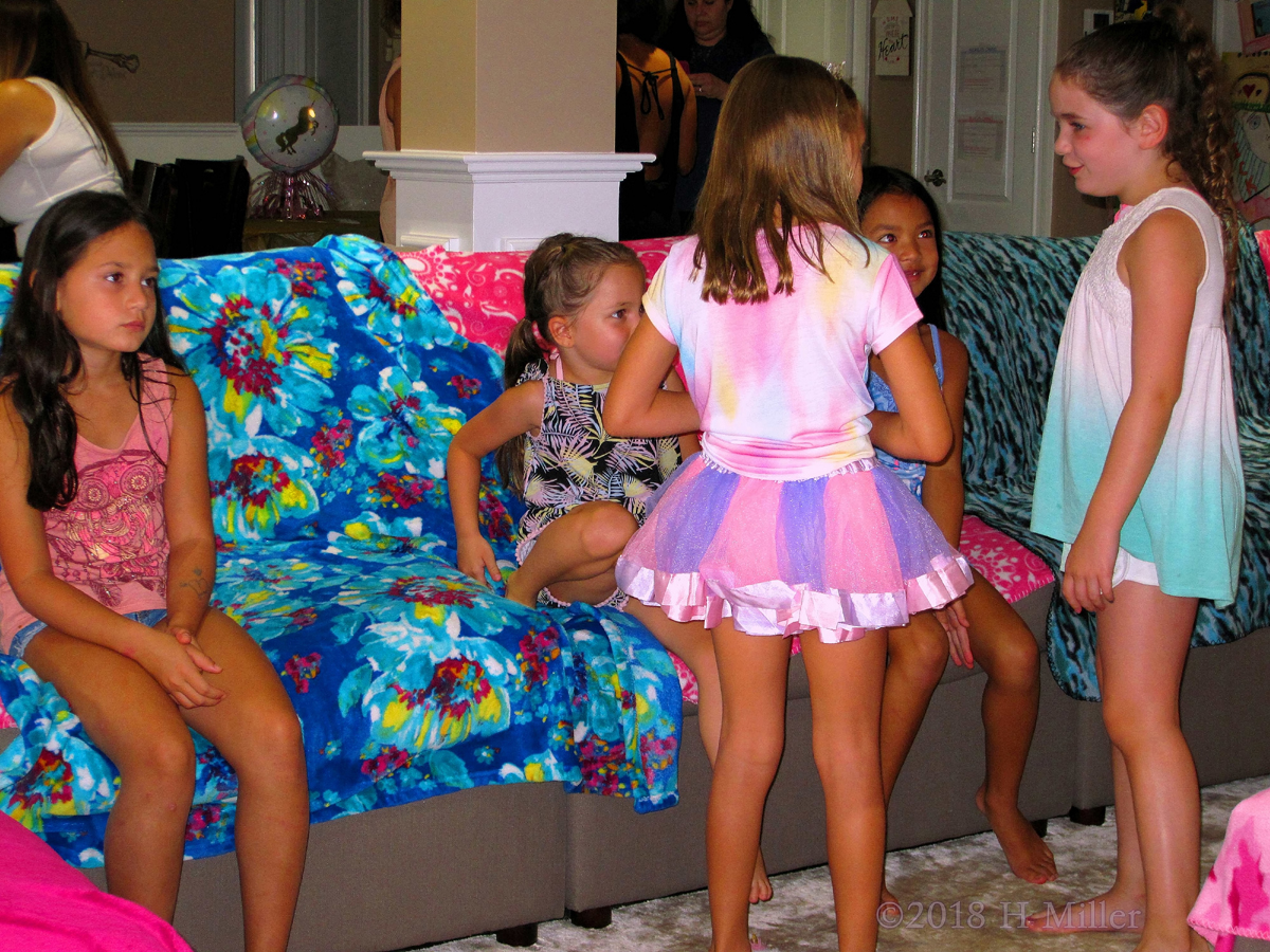 The Girls Chit Chatting At Olivia's Birthday Party! 