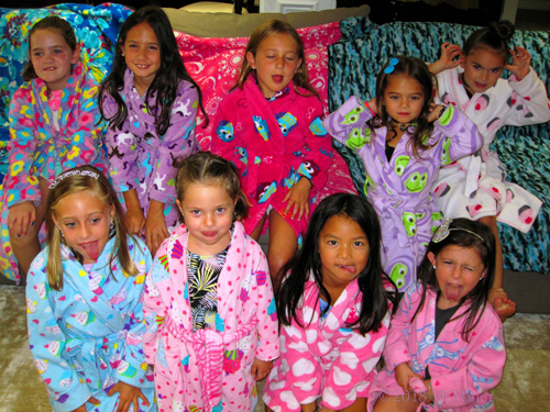 Kids Having A Great Time With The Silly Faces Group Photo! Kids Having A Great Time With The Silly Faces Group Photo!