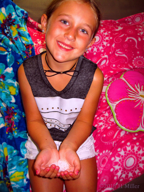 Enjoying The Kids Pedicure Session At The Spa Birthday Party! Enjoying The Kids Pedicure Session At The Spa Birthday Party!