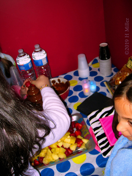 Delicious Pieces Of Different Fruits For Dipping In The Chocolate Fondue Fountain At The Kids Birthday Party